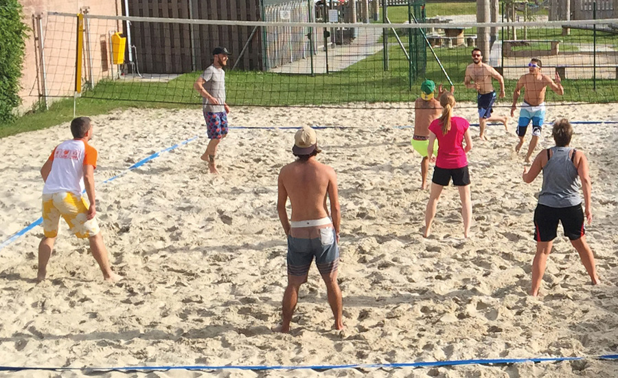 Camping Kaul - Beach Volleyball spielen